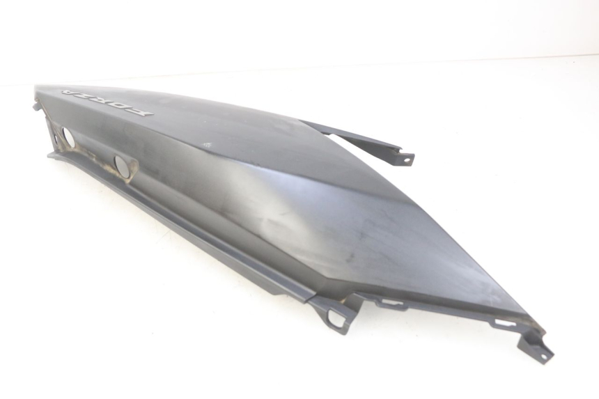 photo de FLANC ARRIERE GAUCHE HONDA FORZA 125 (2015 - 2016)