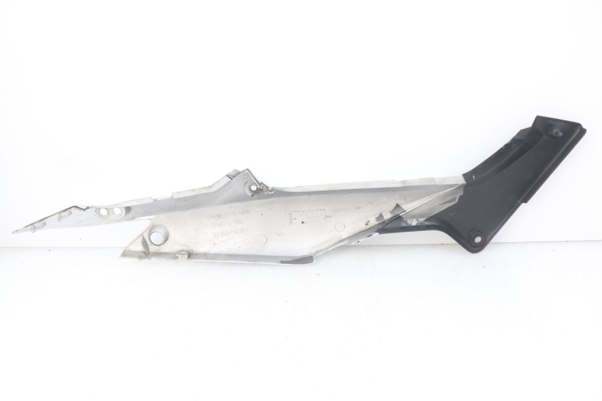 photo de FLANC ARRIERE GAUCHE HONDA CBR R 125 (2003 - 2006)