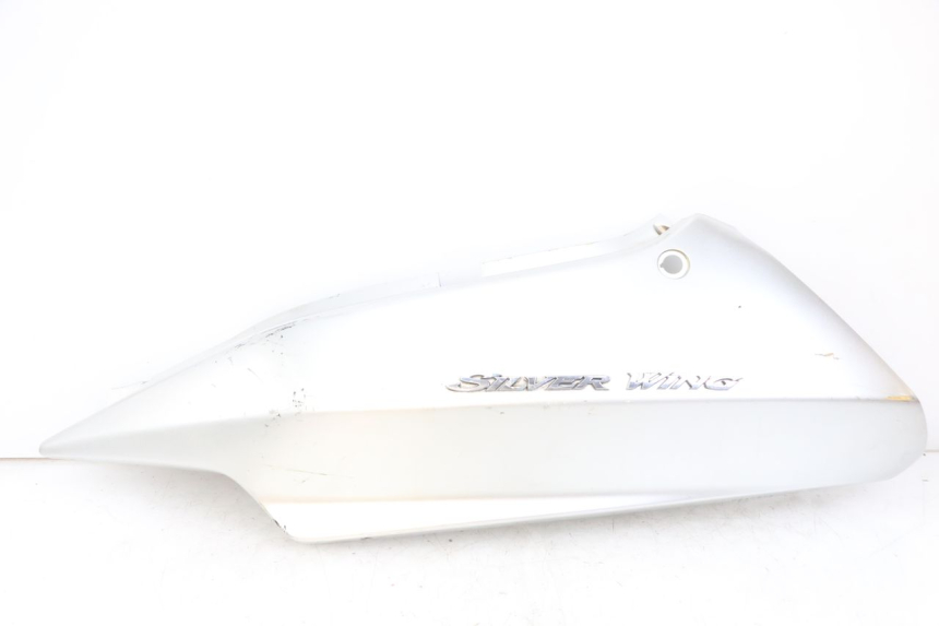 photo de FLANC ARRIERE GAUCHE HONDA FJS SILVERWING SILVER WING 600 (2001 - 2010)