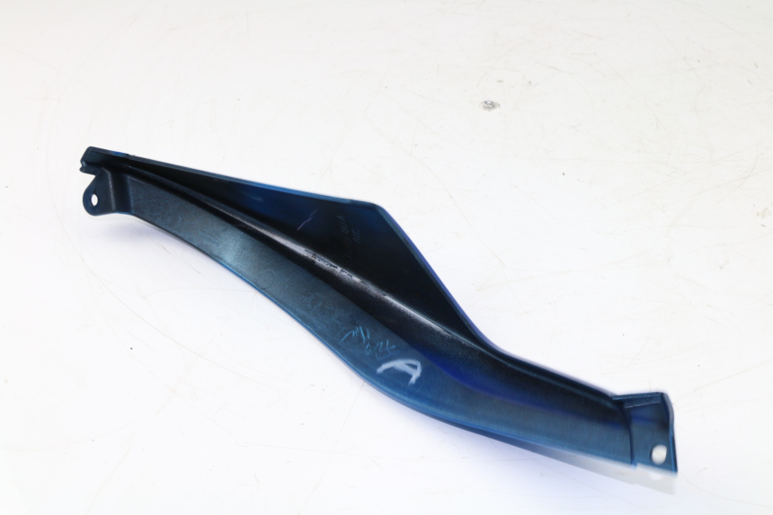 photo de FLANC ARRIERE GAUCHE KAWASAKI VERSYS ABS 650 (2006 - 2010)