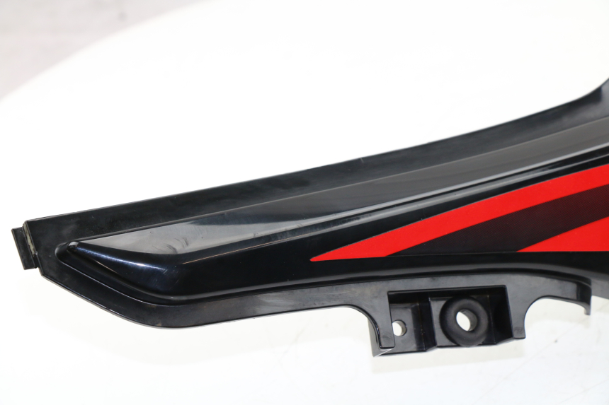 photo de FLANC ARRIERE GAUCHE LONCIN LX 125 (2010 - 2015)