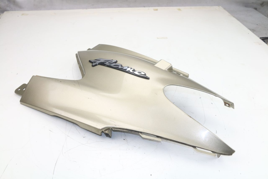 photo de FLANC ARRIERE GAUCHE MBK FLAME 125 (2000 - 2004)