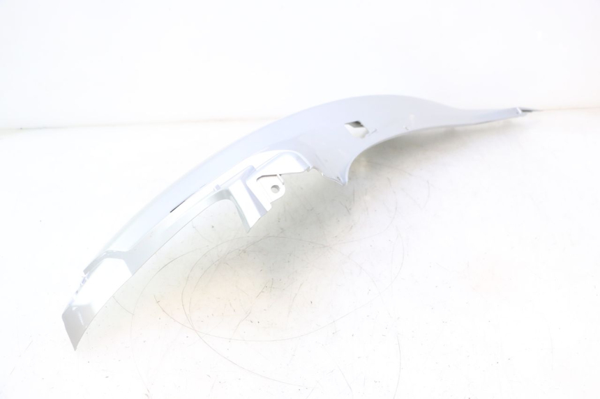 photo de FLANC ARRIERE GAUCHE PIAGGIO MP3 LT 300 (2010 - 2016) - Points de fixation