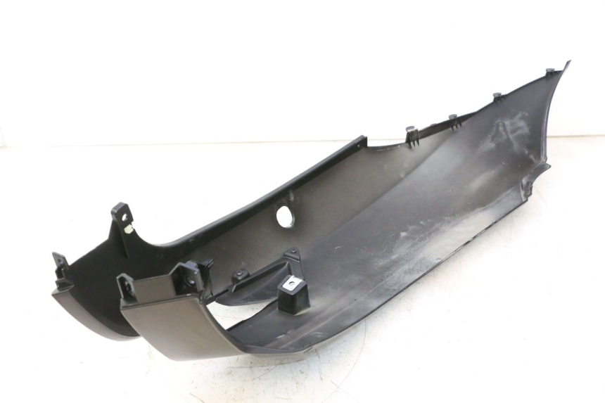 photo de FLANC ARRIERE GAUCHE PIAGGIO MP3 500 (2016 - 2018) - Marquages et références