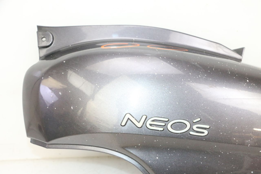 photo de FLANC ARRIERE GAUCHE YAMAHA NEO'S NEOS 2T 50 (1998 - 2007) - Photo complémentaire
