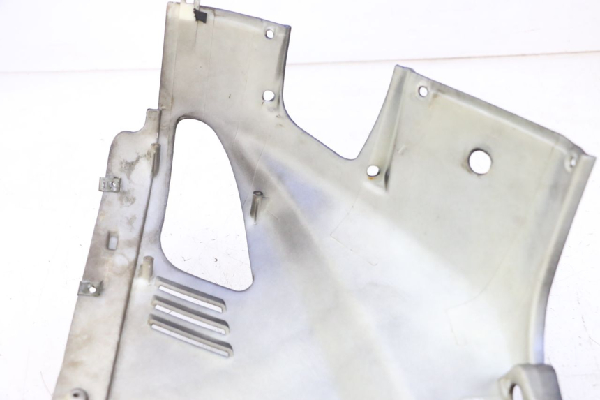 photo de FLANC ARRIERE GAUCHE JM MOTORS OLDIES GT 4T 50 (2018 - 2025) - Pièce contrôlée