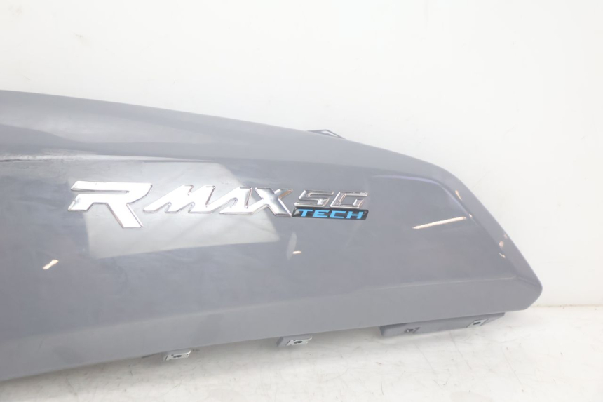 photo de FLANC ARRIERE GAUCHE JM MOTORS R-MAX TECH 50 (2024 - 2026) - Zoom état d’usage