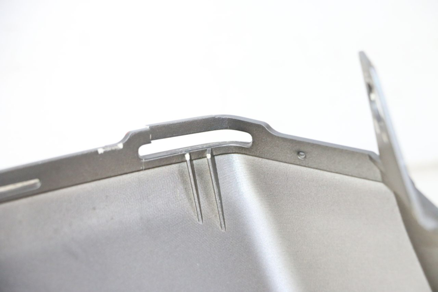 photo de FLANC ARRIERE GAUCHE PEUGEOT SATELIS 125 (2013 - 2018) - Autre angle de vue