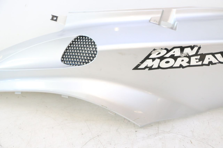 photo de FLANC ARRIERE GAUCHE FYM SCOOTERONE 125 (2006 - 2008) - Zoom composants
