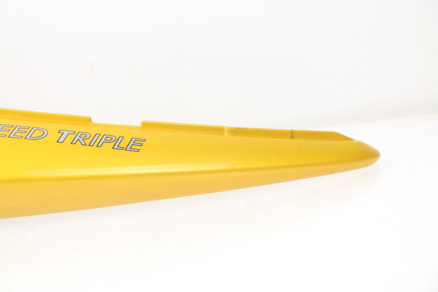 photo de FLANC ARRIERE GAUCHE TRIUMPH SPEED TRIPLE 1050 (2005 - 2007) - Pièce contrôlée