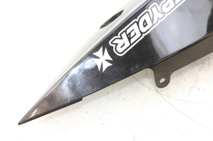 photo de FLANC ARRIERE GAUCHE CAN-AM SPYDER RS 1000 (2008 - 2012) - Photo complémentaire