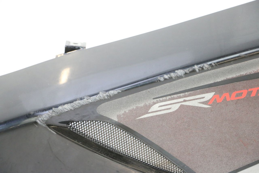 photo de FLANC ARRIERE GAUCHE APRILIA SR MOTARD 50 (2012 - 2018) - Gros plan technique