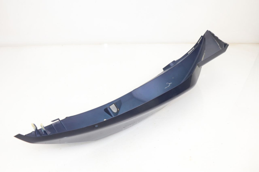 photo de FLANC ARRIERE GAUCHE PEUGEOT SUM UP 125 (2008 - 2013) - Autre angle de vue