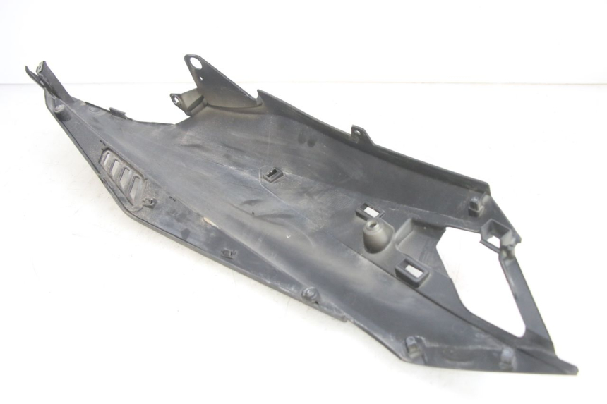 photo de FLANC ARRIERE GAUCHE APRILIA SXR 50 (2021 - 2023)
