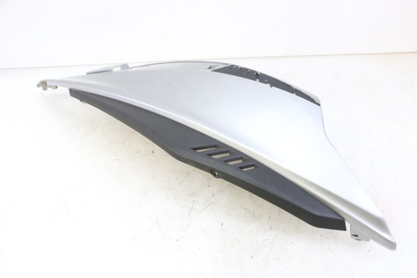 photo de FLANC ARRIERE GAUCHE APRILIA SXR 50 (2021 - 2023)