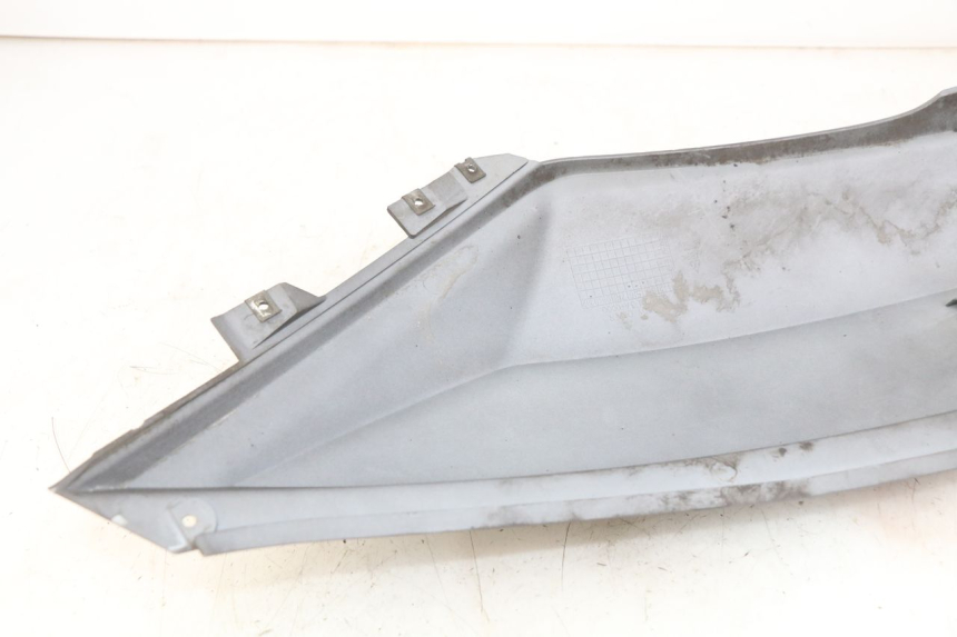 photo de FLANC ARRIERE GAUCHE SYM GTS EFI 125 (2012 - 2016)