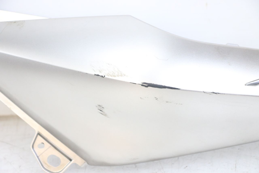 photo de FLANC ARRIERE GAUCHE YAMAHA XMAX X-MAX ABS 125 (2017 - 2020)