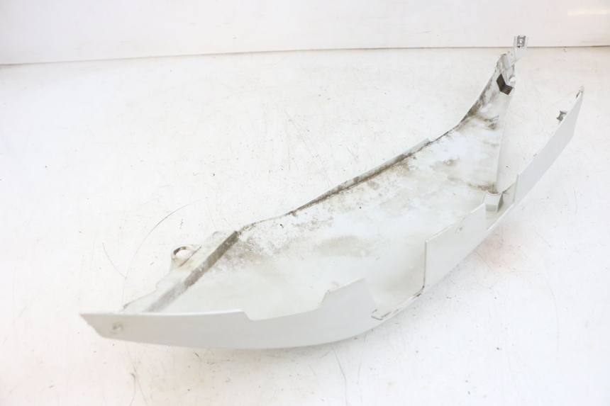 photo de FLANC ARRIERE GAUCHE YAMAHA X-MAX XMAX 125 (2010 - 2013) - Gros plan technique