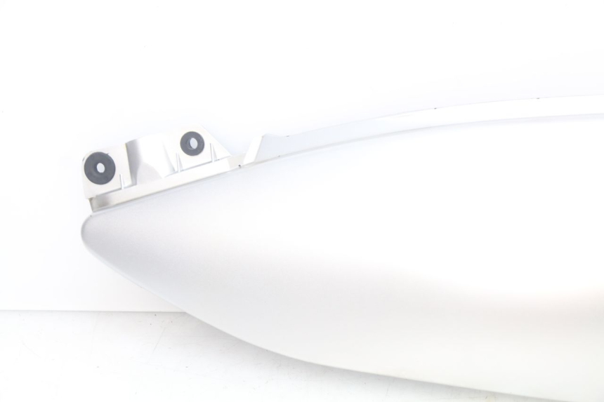 photo de FLANC ARRIERE GAUCHE SUZUKI XF FREEWIND 650 (1997 - 2003) - Vue d’ensemble