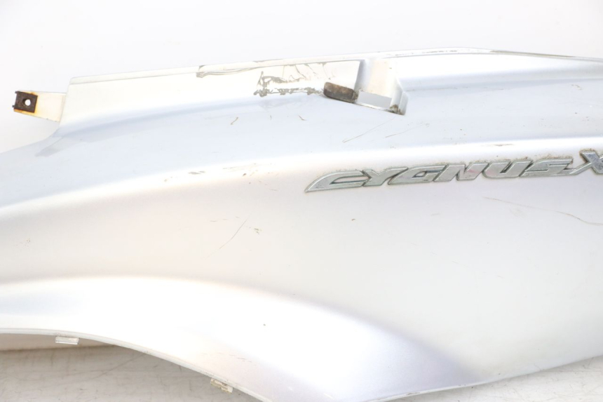 photo de FLANC ARRIERE GAUCHE YAMAHA CYGNUS X 125 (2004 - 2007)