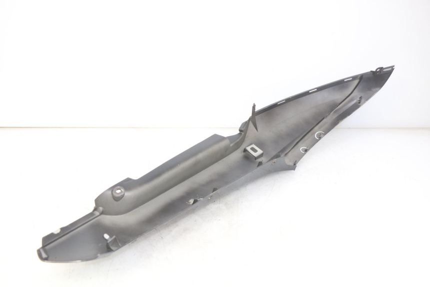 photo de FLANC ARRIERE GAUCHE YAMAHA HW XENTER 125 (2011 - 2017)