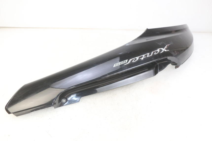 photo de FLANC ARRIERE GAUCHE YAMAHA HW XENTER 125 (2011 - 2017)