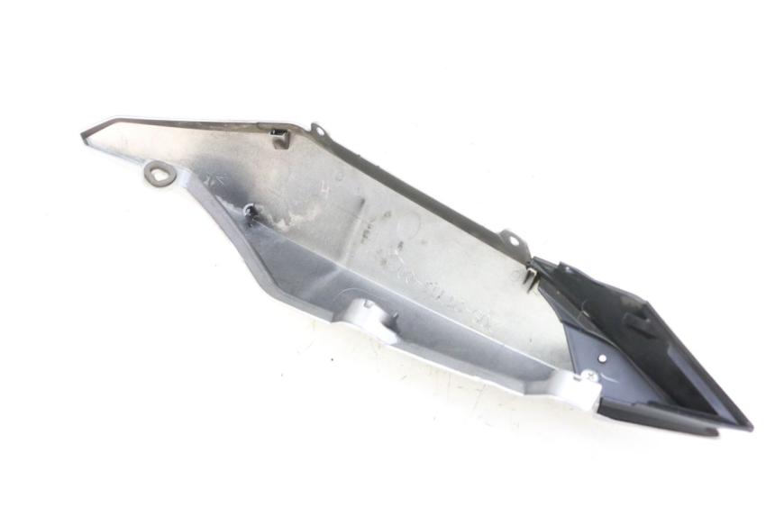 photo de FLANC ARRIERE GAUCHE YAMAHA XJ6 600 (2008 - 2016)