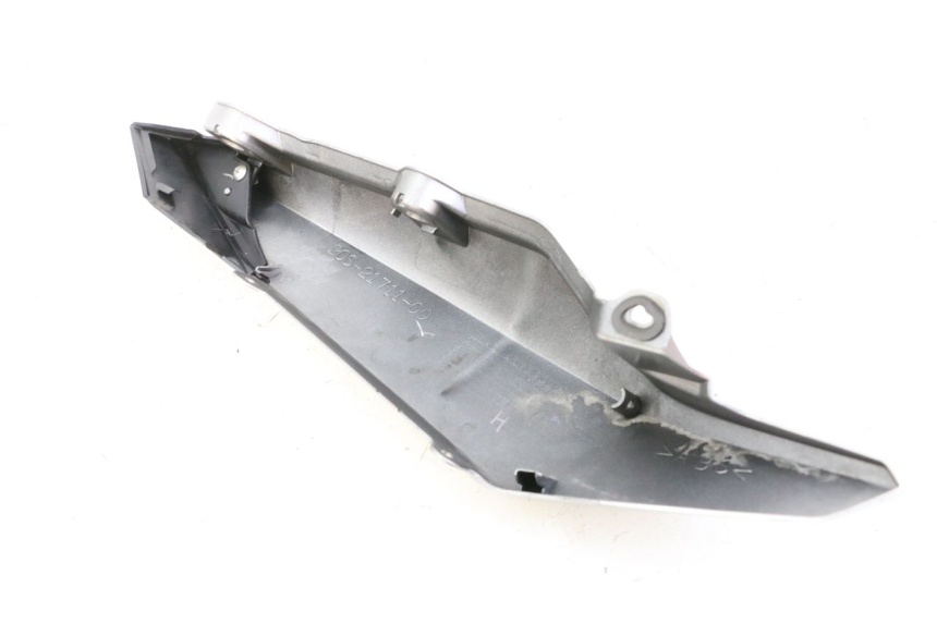 photo de FLANC ARRIERE GAUCHE YAMAHA XJ6 600 (2008 - 2016)