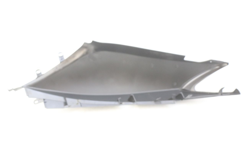 photo de FLANC ARRIERE GAUCHE YAMAHA XP T-MAX TMAX ABS 500 (2004 - 2007)
