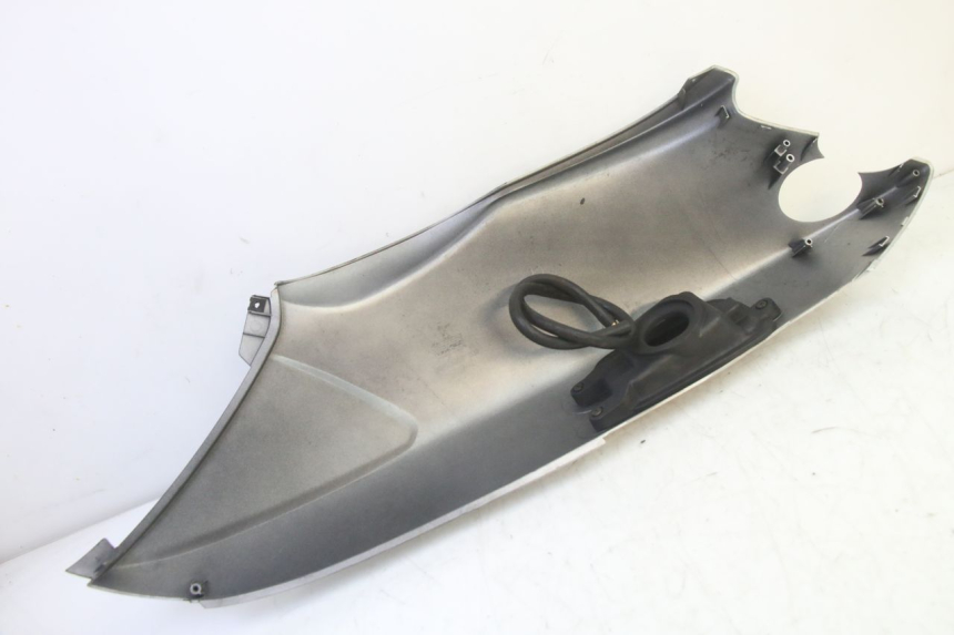 photo de FLANC ARRIERE GAUCHE YAMAHA YP MAJESTY 125 (2002 - 2006) - Pièce contrôlée