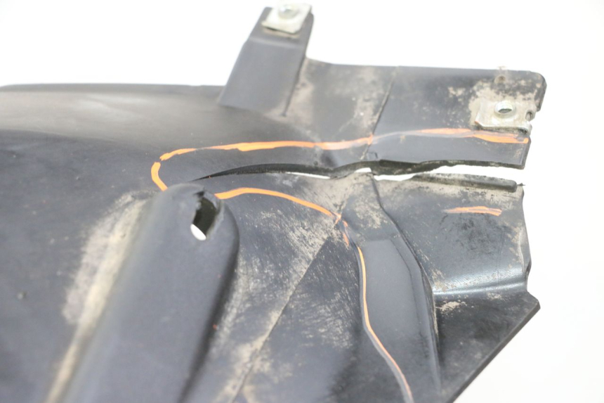 photo de FLANC LATERAL AVANT DROIT QUADRO 4 4D 350 (2015 - 2018)