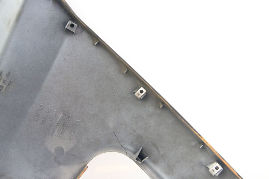 photo de FLANC LATERAL AVANT DROIT APRILIA ATLANTIC 500 (2002 - 2003)