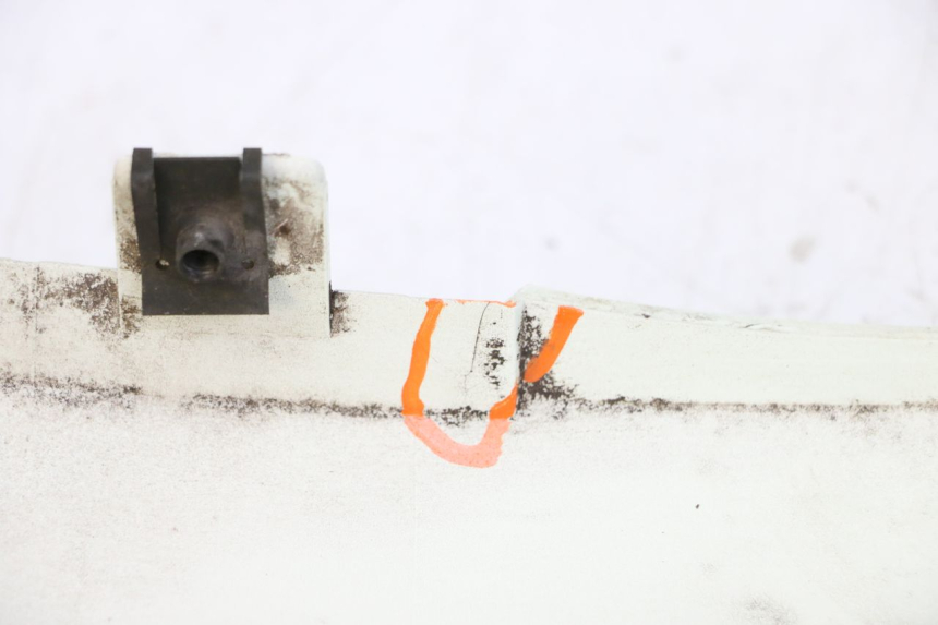 photo de FLANC LATERAL AVANT DROIT BMW C1 125 (2000 - 2003)