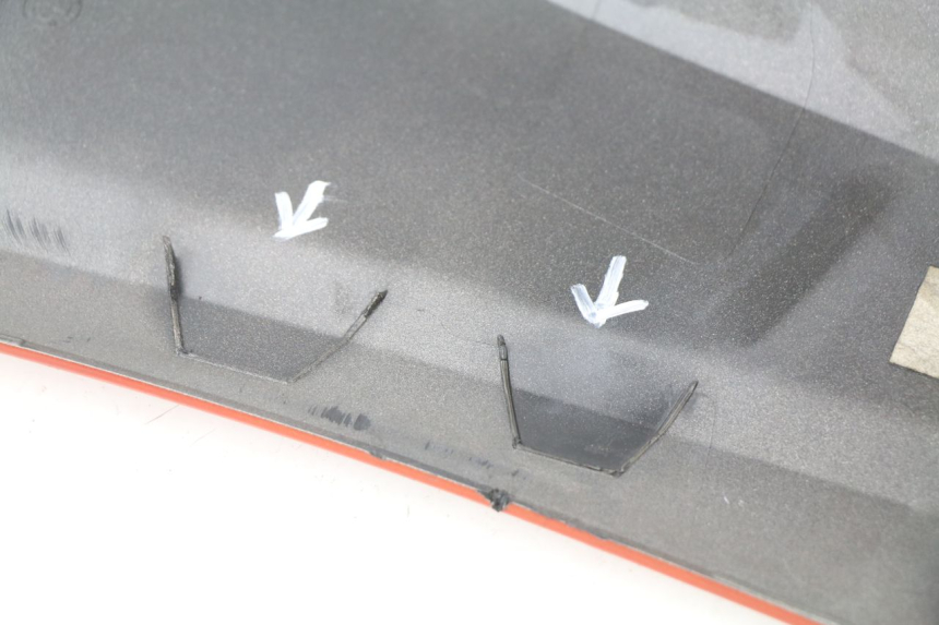 photo de FLANC LATERAL AVANT DROIT BMW C SPORT 650 (2015 - 2021) - Gros plan technique