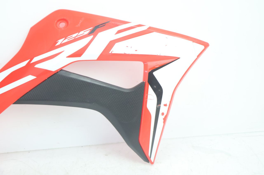 photo de FLANC LATERAL AVANT DROIT HONDA CRF CR-F 125 (2020 - 2021) - Zoom état d’usage
