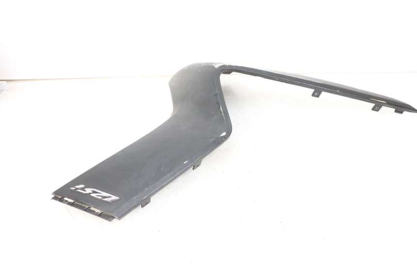 photo de FLANC LATERAL AVANT DROIT KYMCO DINK STREET 125 (2009 - 2014) - Points de fixation