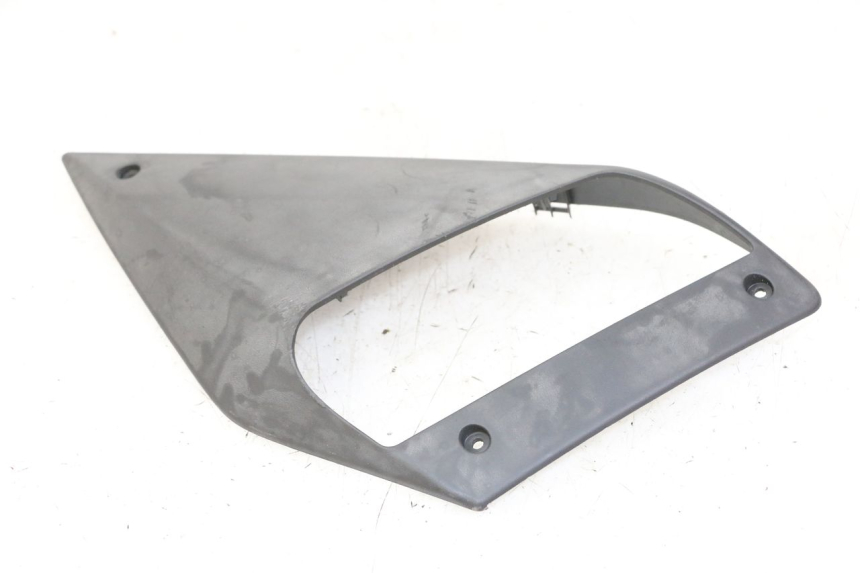 photo de FLANC LATERAL AVANT DROIT GILERA NEXUS 300 (2008 - 2013)