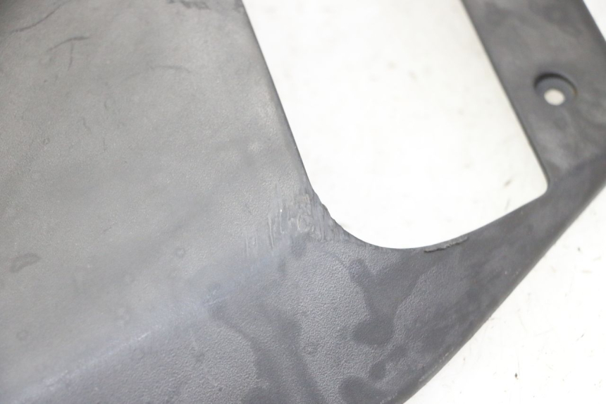 photo de FLANC LATERAL AVANT DROIT GILERA NEXUS 300 (2008 - 2013)
