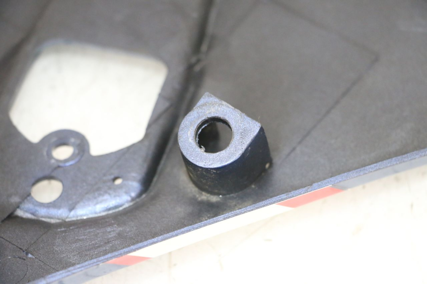 photo de FLANC LATERAL AVANT DROIT KAWASAKI GPX R WARBIRD 600 (1988 - 1993) - Vue d’ensemble