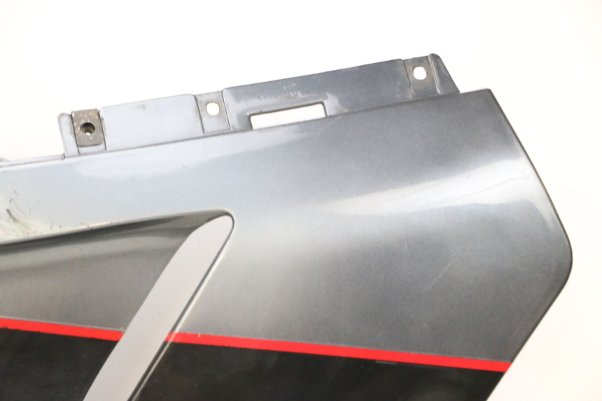 photo de FLANC LATERAL AVANT DROIT KAWASAKI GPZ RX 1000 (1986 - 1988) - Focus structure