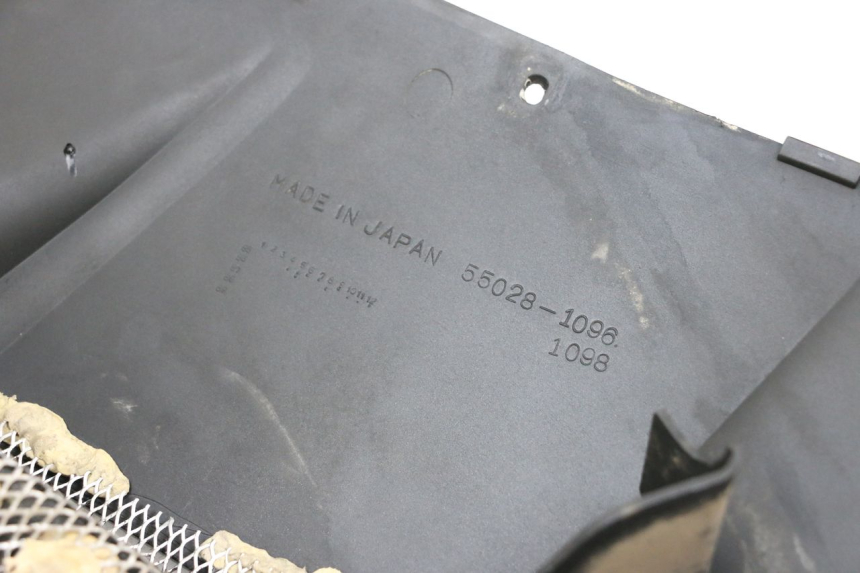 photo de FLANC LATERAL AVANT DROIT KAWASAKI GPZ RX 1000 (1986 - 1988) - Vue d’ensemble