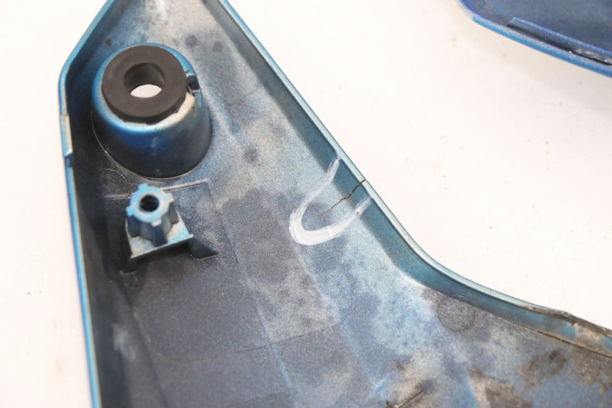 photo de FLANC LATERAL AVANT DROIT SUZUKI GSR 750 (2011 - 2017) - Aperçu profil