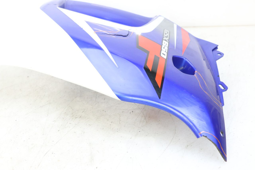 photo de FLANC LATERAL AVANT DROIT SUZUKI GSX F GSXF 650 (2007 - 2015) - Angle alternatif
