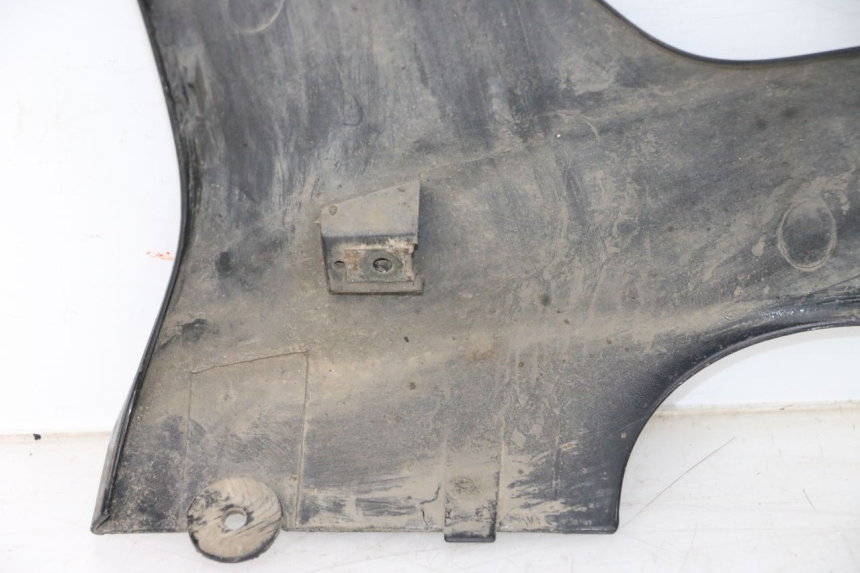 photo de FLANC LATERAL AVANT DROIT SUZUKI GSXR GSX-R 1000 (2003 - 2004) - Détails caractéristiques