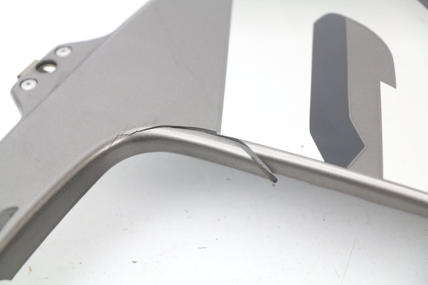 photo de FLANC LATERAL AVANT DROIT HONDA CBR 919 RR FIREBLADE 900 (1998 - 1999)