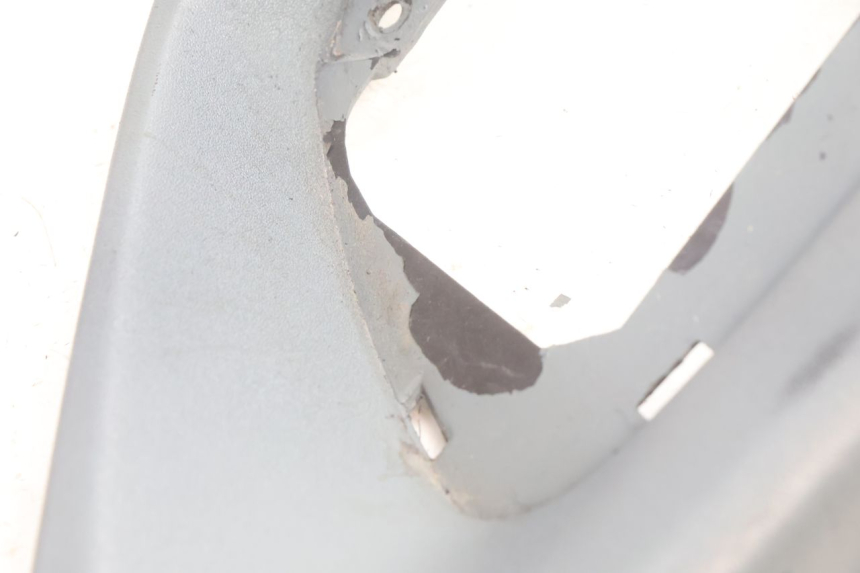 photo de FLANC LATERAL AVANT DROIT INFERIEUR GILERA RUNNER SP 50 (2002 - 2004) - Points de fixation
