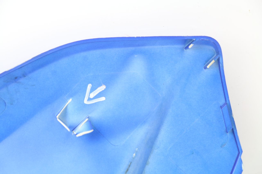 photo de FLANC LATERAL AVANT DROIT PEUGEOT JET FORCE CARBU 50 (2003 - 2016) - Points de fixation