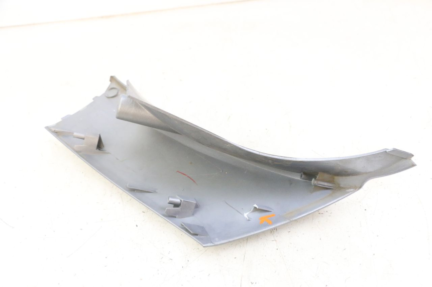 photo de FLANC LATERAL AVANT DROIT SYM JOYMAX 125 (2010 - 2017)