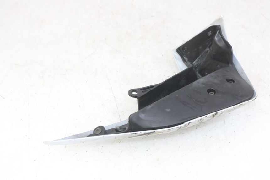 photo de FLANC LATERAL AVANT DROIT KAWASAKI Z 750 (2007 - 2013)