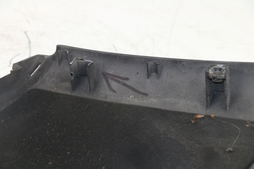 photo de FLANC LATERAL AVANT DROIT KAWASAKI ZZR 600 (1995 - 2004)